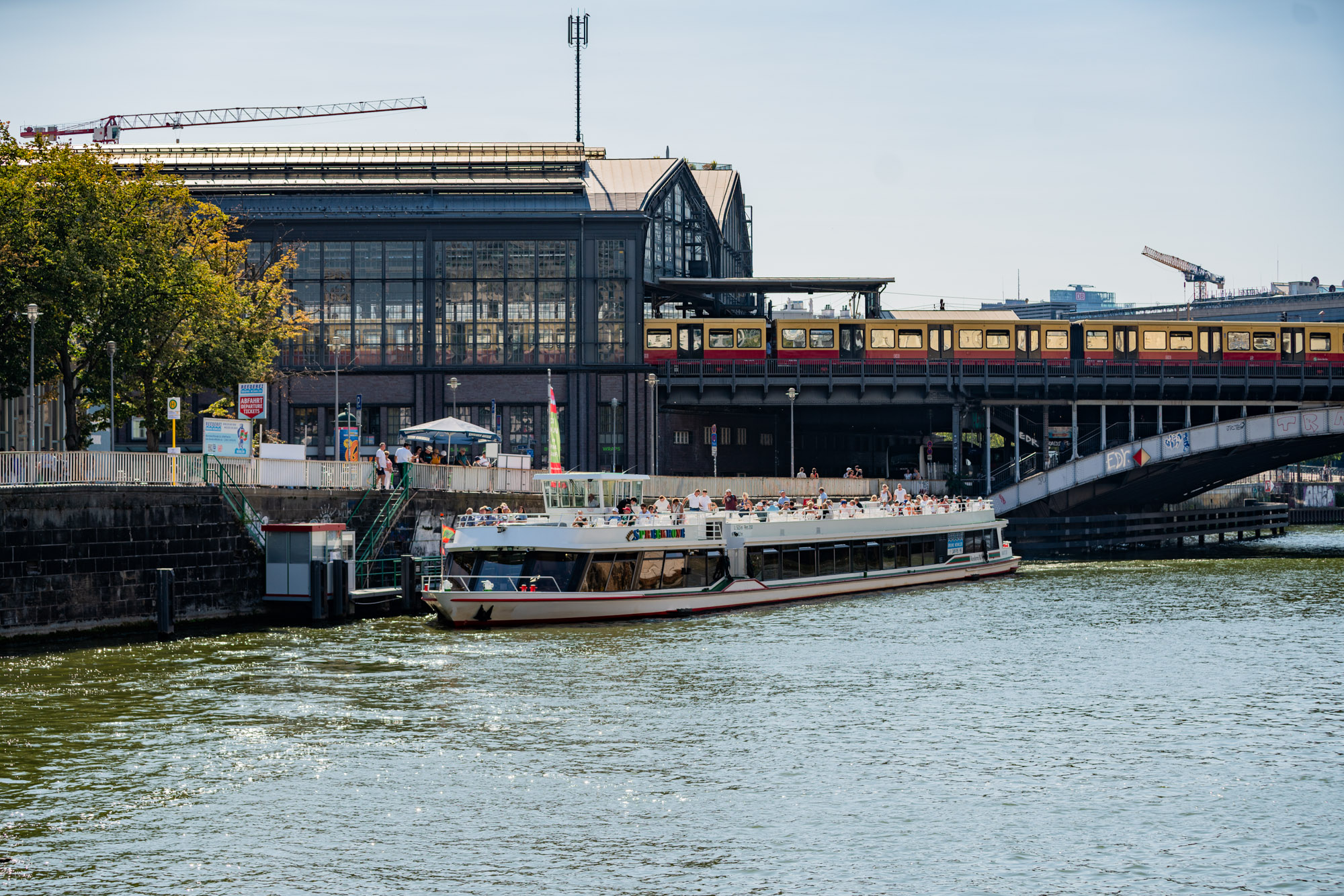 Sonntagsbrunch auf der Spree